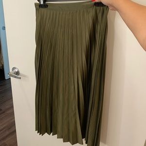 Top shop silk midi pleated skirt size us4